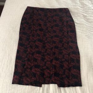 Diane von Furstenberg medi pencil skirt. Size 14.